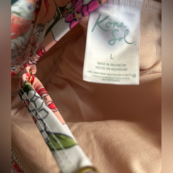 Kona Sol Medium Coverage One Piece Floral Swimsuit/ Bathing suit‎  Size Large - Picture 6 of 8